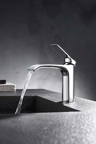Chrome plated single handle hose countertop mounted brass basin faucet